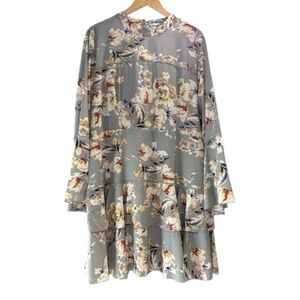 Suzanne Betro Gray Floral Long Sleeve Tiered Dress